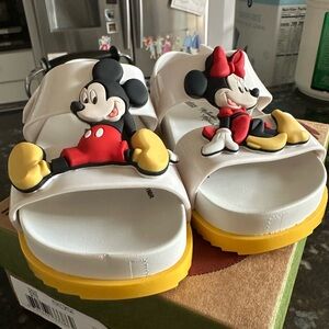 Minnie and Mickey Mini Melissa Sandals size 10